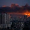 Massale Russische droneaanval beschadigt woongebouw in Kiev, Amerikaanse burger gedood