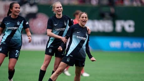 Esther González renueva por el Gotham como máxima goleadora de la NWSL