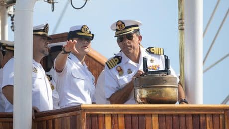La tristeza de Leonor y los guardiamarinas del 'Elcano' por la tragedia del buque-escuela mexicano