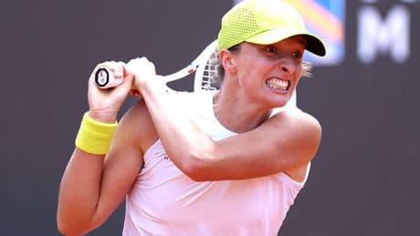 Iga Swiatek’s alarming form comes into focus at French Open