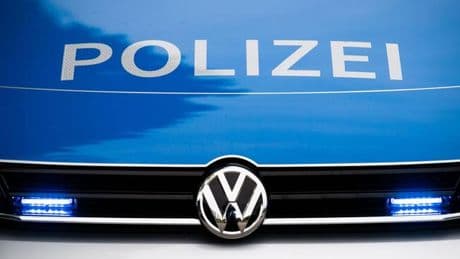 Unfälle: Auffahrunfall auf A5 - Wohnwagen völlig zerstört