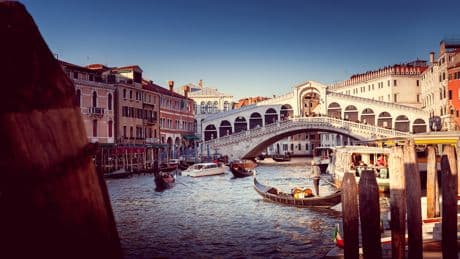 Venecia recupera desde Viernes Santo la tasa a los turistas y duplicará los días de pago en 2025
