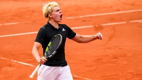 Bei Turnier in München - Teenie (17) mit deutscher Tennis-Sensation