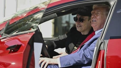 Tesla shares plunge as investors concerned over Musk, Trump feud