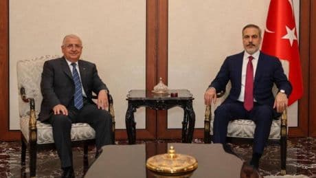 Fidan ve Güler Pakistan'a gidiyor