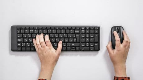 Kabellose Technik: Von Büro bis Gaming: Vier kabellose Tastatur-Maus-Sets im Check