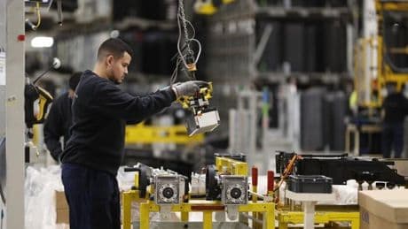 La industria del motor presiona por carta a Bruselas para acabar con la prohibición de coches de combustión en 2035