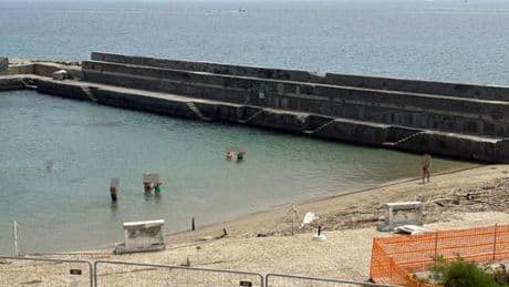 Sanremo, l’ex porticciolo recintato di Capo Pino diventa una spiaggia privé