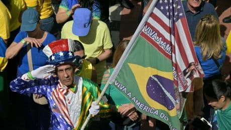 Tausende Bolsonaro-Anhänger demonstrieren in Brasilien und danken Trump