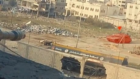 Kassam Tugayları 12'den vurdu: İsrail buldozeri Yasin-105 ile havaya uçtu