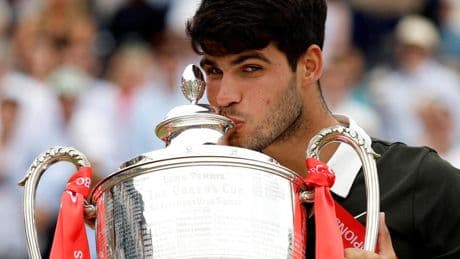 Carlos Alcaraz está listo para Wimbledon: la versión más seria que asusta en el circuito y que desafía a Jannik Sinner
