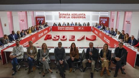 Vía cegada en el PSOE para que 20 mujeres y hombres justos hablen con dignidad