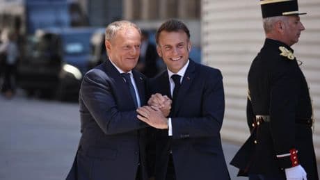 Macron, Merz, Starmer and Tusk meet Zelensky in Kyiv in bid to pressure Russia into ceasefire