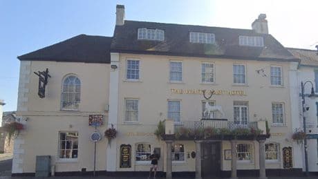 Axe-wielding man ‘threatens terrified families in Wetherspoons’ as pubgoers locked inside & cop helicopter deployed