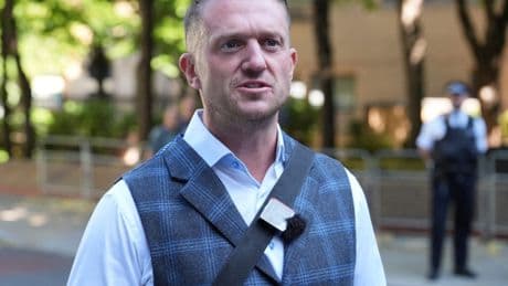 Le militant britannique d’extrême droite Tommy Robinson arrêté pour « coups et blessures » sur un sexagénaire