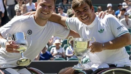 Martín de la Puente hace historia en Wimbledon al coronarse campeón en dobles