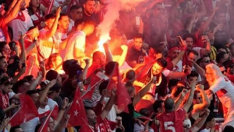 „Das sind keine Fans. Das sind Hooligans, Rechtsbrecher.“
