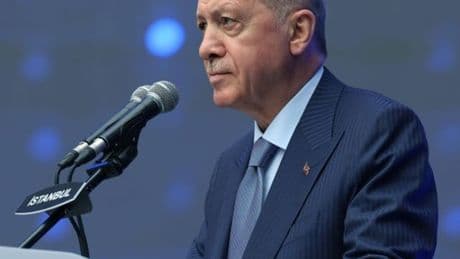 Şehit ailelerine mektup gönderdi