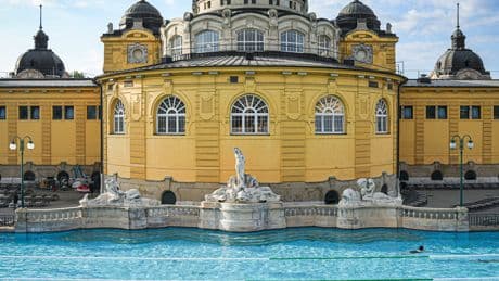 How to Stay Cool While Traveling in Paris, Italy, Spain and Parts of Europe