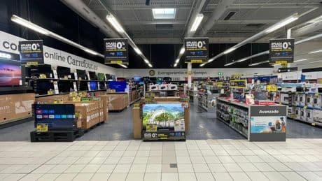 Carrefour deja a precio de outlet esta tele QLED Samsung de 55 pulgadas y te hace un regalo para tus próximas compras
