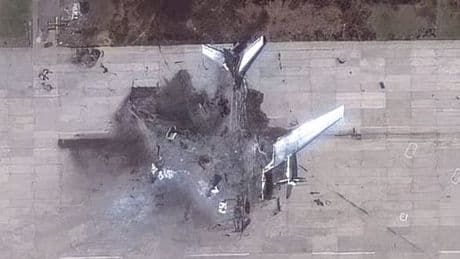 Ukraine traf weniger Flieger als gedacht - Satellitenbilder zeigen Putins kaputte Bomber