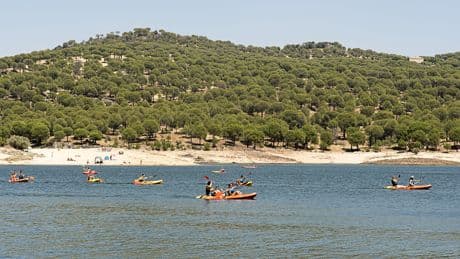 Las cuatro zonas donde puedes bañarte en Madrid este verano (y por qué no deberías ir a otras)