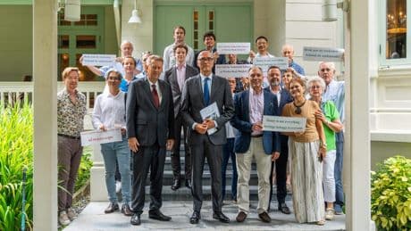 Ambassade Thailand in de etalage: ’Verkoop bedreigd erfgoed niet!’