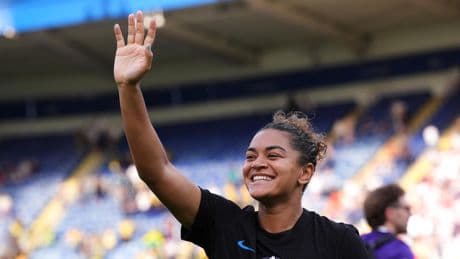 Euro féminin : les Anglaises volent au secours de Jess Carter, victime d’insultes racistes sur les réseaux sociaux