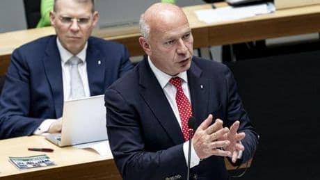 Massive Steigerung bei Einbürgerungen – so reagiert Berlins Senat