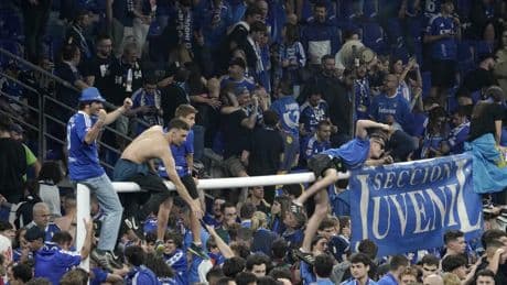 El original cartel del Oviedo para el partido ante el Real Madrid