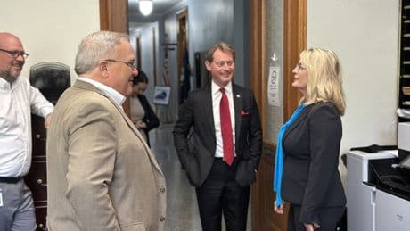 Kentucky Senate Democrat switches parties to GOP in major blow to Dem Gov Andy Beshear