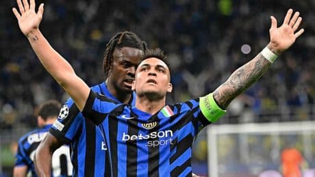 LIVE Champions League: Internazionale vergroot kort voor rust voorsprong tegen Barcelona