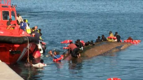 Canaries : une embarcation transportant 160 migrants chavire, au moins sept morts
