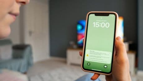 Every phone in the UK is going to get an emergency alert warning very soon