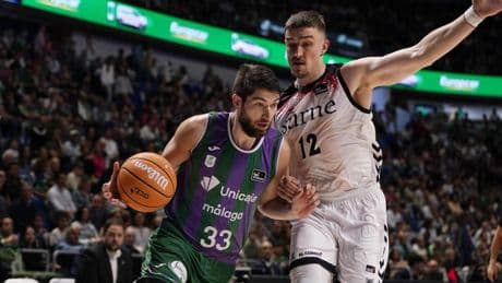 El ala-pívot francés Killian Tillie renueva por una temporada con el Unicaja