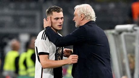 Für 150 Mio. zu Liverpool? - Völler spricht über Wirtz-Wechsel