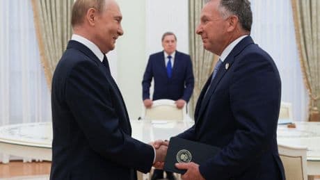 Watch: Trump envoy Witkoff meets with Putin as Russia-Ukraine peace deadline looms