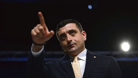 En Roumanie, George Simion et l’extrême droite favoris du second tour de la présidentielle