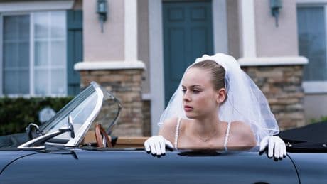 «Il n’est jamais venu» : elles racontent l'enfer du jour de leur mariage