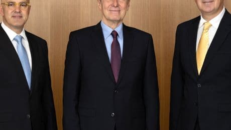 Sabancı Holding'de bayrak değişimi