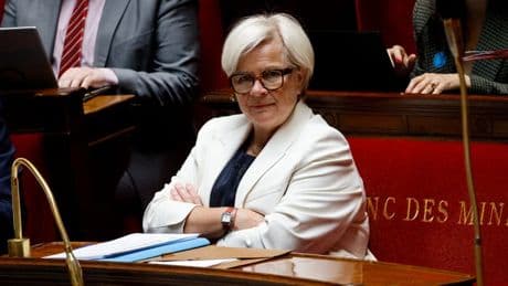 Fin de vie: Catherine Vautrin, ministre en première ligne d'un gouvernement divisé