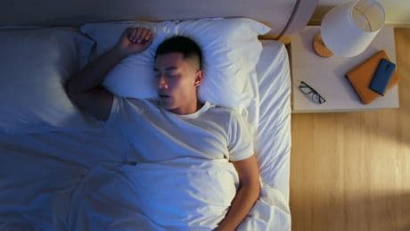 Für eine erholsame Nacht: 2-Minuten-Trick lässt Sie schnell wieder einschlafen