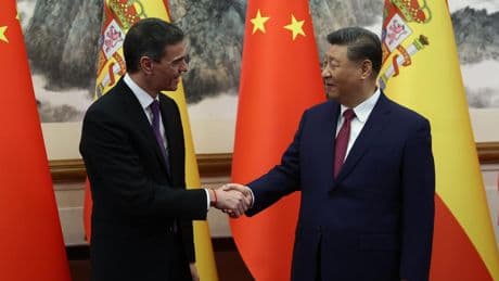 Sánchez defiende el acercamiento a China y alienta a Xi y Trump a dialogar