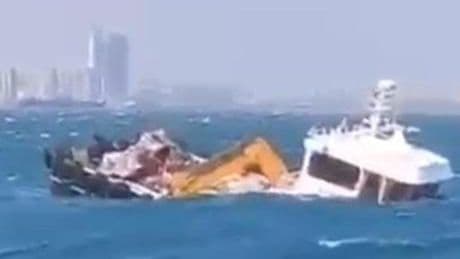 İstanbul'da fırtına gemi batırdı