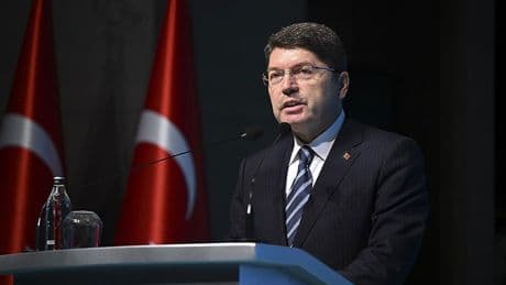 Adalet Bakanı Tunç'tan yeni mahkemelerin yargı çevrelerinin belirlenmesine ilişkin paylaşım