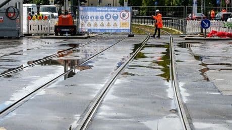 Abgerissene Wuhlheide-Brücke: Wieder freie Fahrt für Trams