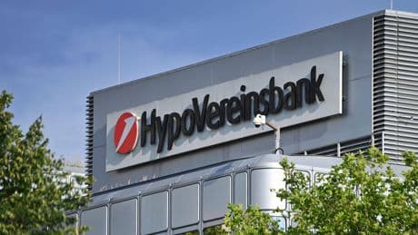 Betrüger drohen mit Kontosperrung: HypoVereinsbank-Kunden müssen vorsichtig sein