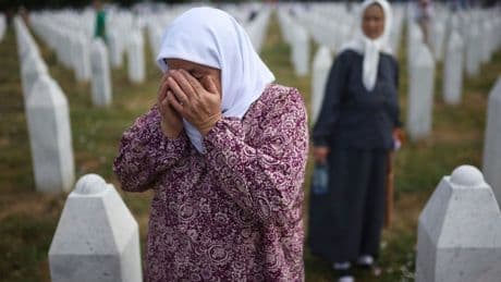 30 Jahre Srebrenica: Das Leben mit dem Trauma