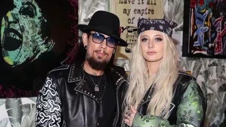 Brawling rockers Janes Addiction sue bandmate over cancelled Scottish wedding