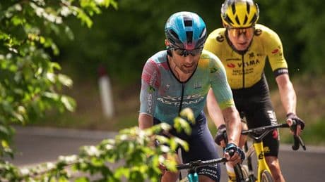 Het zit Visma in Giro niet mee: ’Hoop niet dat er beelden van zijn’